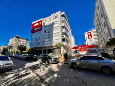 3 BAY'DAN HARİKA KONUMDA,GENİŞ,SİTE İÇERİSİNDE KİRALIK 2+1 DAİRE